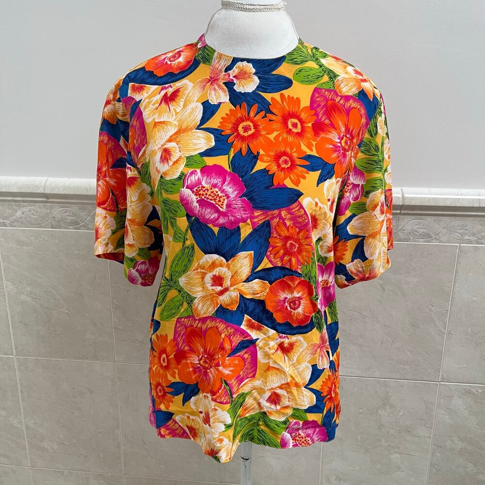 August Silk Women's Short Sleeve floral silk blouse Hawaiian print colors 90's